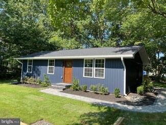 3822 Holly Dr, Edgewater, MD 21037