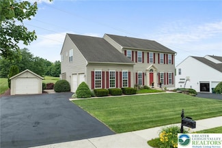 123 Clover Hollow Rd, Easton, PA 18045