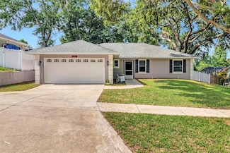 1511 W Magnolia St, Clermont, FL 34711