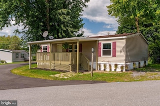 82 Lilac Dr, Honey Brook, PA 19344