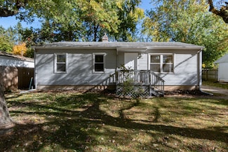 5609 Roanoke St, Portage, MI 49024