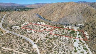 1 Canyon House Rd, Morongo Valley, CA 92553