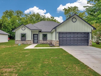 1618 Paul Ave, Lufkin, TX 75901