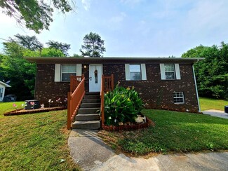 378 Sagewood Dr, Morristown, TN 37813