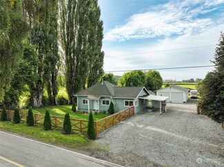 16776 Calhoun Rd, Mount Vernon, WA 98273