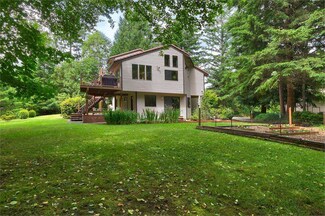 8916 69th Ave NW, Gig Harbor, WA 98332