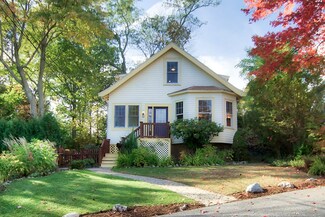 12 Cliffe Ave, Lexington, MA 02420