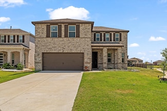 800 Brock Dr, Aubrey, TX 76227