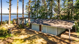 5508 Crescent Beach Rd NW, Vaughn, WA 98394