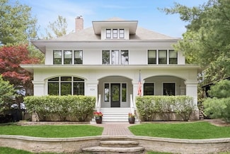 404 Brown St, Iowa City, IA 52245