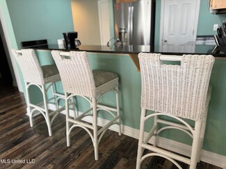 2046 Beach Blvd Unit 225, Biloxi, MS 39531