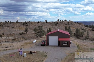 36 Comet Ln, Roundup, MT 59072