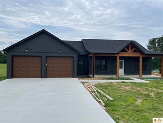 50 Lakeside Place, Finley, KY 42718