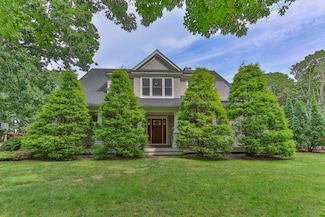 15 Black Watch Way, Mashpee, MA 02649