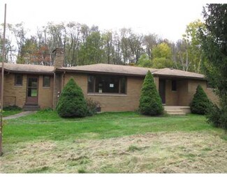 1625 Evans City Rd, Evans City, PA 16033