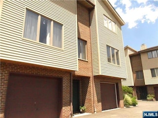 34 Piermont Rd Unit 3, Tenafly, NJ 07670