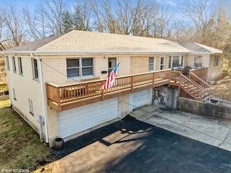 9702 Wolf Rd, Fox River Grove, IL 60021