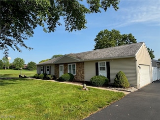 4016 Townhouse Ln, Uniontown, OH 44685