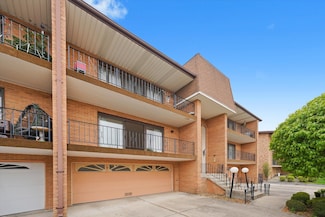 4029 W 93rd Place Unit C, Oak Lawn, IL 60453