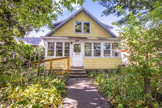 2532 35th Ave S, Minneapolis, MN 55406