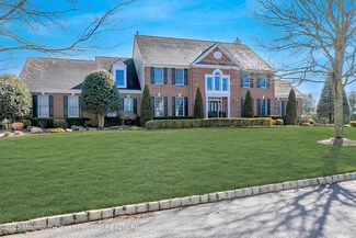 48 Gallant Fox Rd, Tinton Falls, NJ 07724