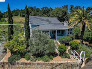 1526 Finnegan Ln, Angels Camp, CA 95222
