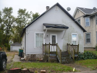 620 Jerome Ave, Joliet, IL 60432