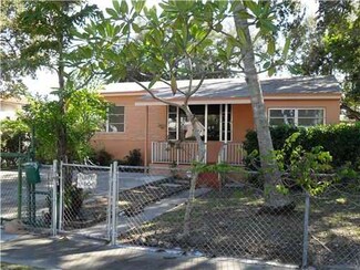 100 NE 169th Terrace, North Miami Beach, FL 33162