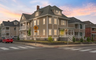 21-23 Bigelow St, Lawrence, MA 01843