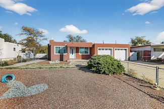 716 Georgia St SE, Albuquerque, NM 87108