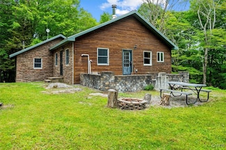 146 Mohawk Dr W, Old Forge, NY 13420