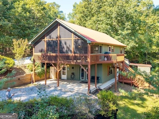 138 Oakwood Trail, Mineral Bluff, GA 30559