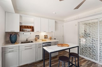 582 Fernando Dr Unit A, Novato, CA 94945