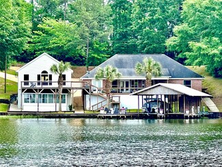 30 Lakeshore Ct, Wetumpka, AL 36092
