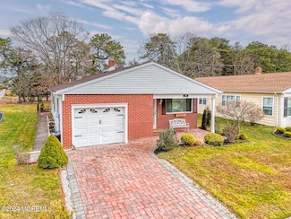 177 Cabrillo Blvd, Toms River, NJ 08757