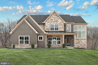 4490 Continental Dr, Harrisburg, PA 17112