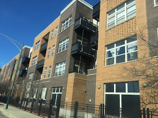 2935 N Clybourn Ave Unit 302, Chicago, IL 60618