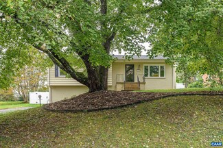 2215 Banbury St, Charlottesville, VA 22901