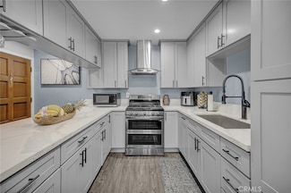 1101 W Macarthur Blvd Unit 159, Santa Ana, CA 92707