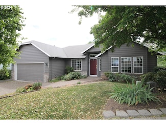 1041 SW Arrowhead Place, Dundee, OR 97115