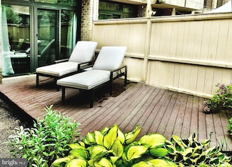276 M St SW Unit 276, Washington, DC 20024