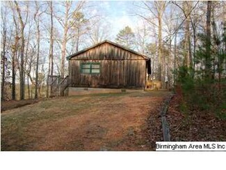 1423 Point Dr S, Wedowee, AL 36278