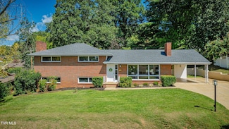 912 Colfax Ave, Kingsport, TN 37660