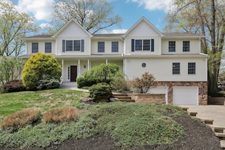 27 Lindbergh Ln, New City, NY 10956