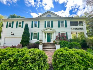 613 N Orange St, Morrison, IL 61270