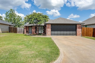208 Cheyenne Trail, Alvarado, TX 76009