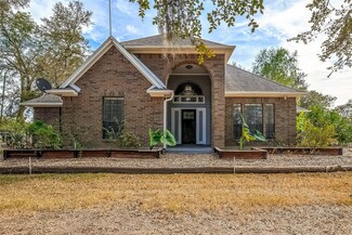 36635 Maverick Rd, Wallis, TX 77485