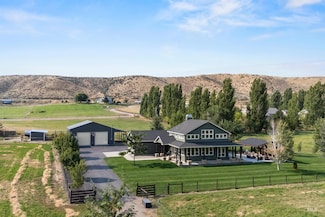 7065 Mustang Ln, Emmett, ID 83617