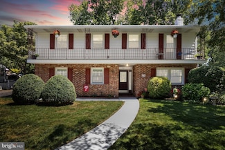 206 Fenimore Ln, Delanco, NJ 08075