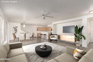 999 S Sabino Dr, Gilbert, AZ 85296